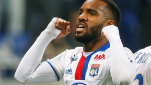 Лион отказа 31 милиона паунда от Чуковете за Лаказет