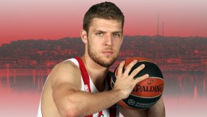 Силен Везенков в Подгорица, Олимпиакос спря пропадането в Евролигата