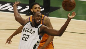 Мидълтън вдъхнови Елените, Милуоки стигна до 2-2 срещу Сънс