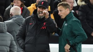 Клоп защити футболистите преди Мондиал 2022