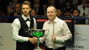 Джон Хигинс заби нов шамар на Прическата