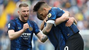 Интер измъкна трудното гостуване в Удине