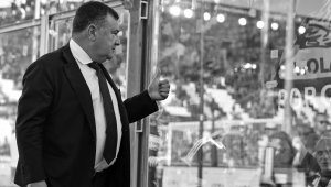 Тъжно: Директор на Фиорентина почина на 57 години