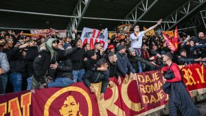 Екшън между тифози на Рома и Наполи, един наръган