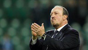 Бенитес почна преговори с Наполи