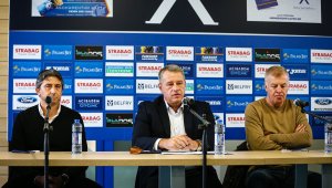 Скандалът в Левски се разраства! "Сините" обвиниха Иво Ивков в лъжи + ДОКУМЕНТИ
