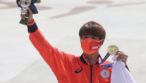 Японец с историческа олимпийска титла в скейтборда