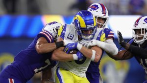 Шампионът в НФЛ започна с тежка загуба у дома