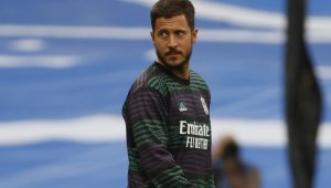 Отбор от Висшата лига връща Азар във футбола?