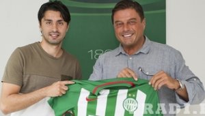 Изгонен от ЦСКА подписа с гранд от Унгария