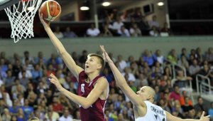 Сърбите разочароваха Порзингис в дебюта му за Латвия