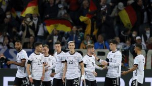 Нацистки скандал на мача на Германия