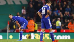 Челси ще бори кризата с отхвърлен от Юнайтед