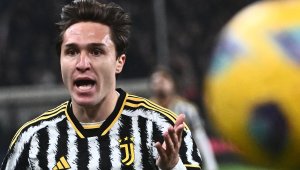 Пресата: Реферът спести втора дузпа за Юве (видео)