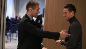 Атака! Стилиян Петров бомбардира Боби с тъжни факти + СНИМКА