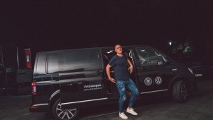 Соломоново решение: Йоги дава титулярно място на тер Стеген