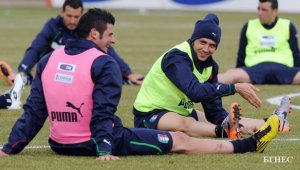 Италия загря с 6:0