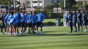 Левски чака трима асове до последно за ЦСКА