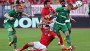 ЦСКА и Лудогорец врътнаха скучно 0:0 на големия празник на "червените"