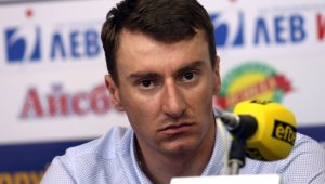 Опит за самоубийство? Нашият биатлонист се простреля в корема