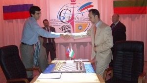 Топалов вече няма да се ръкува с Крамник