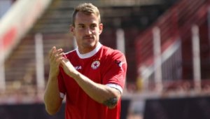 Нападател на ЦСКА ляга под ножа