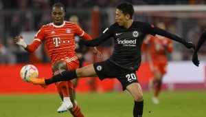 Ветеранът Макото Хасебе пропуска мача с Левски