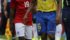 Антонио Валенсия се извини за мелето