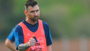 Аржентина трепери: Меси "виси" за Парагвай