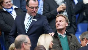 Босът на Шалке стиска палци на Дортмунд