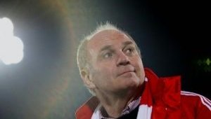 Хьонес: Байерн вече не търси вратар