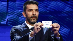 Буфон се стимулирал от резилите на Юве в Европа