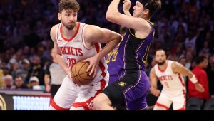 Тройки на резерви донесоха важна победа на Лейкърс в НБА