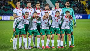 Около 400 българи ще дерат гърла за нашите в Испания