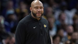 Очаквано: Езерняците изгониха треньора Дарвин Хам