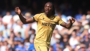 От Палас все пак не изключват раздялата със звездата си 