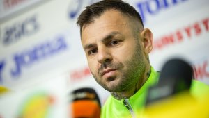 Спас Делев увисна за мача в Словения