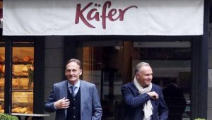 Шефовете на Байерн и Дортмунд отново хапват заедно