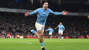 Грийлиш поиска да направи бебе на секси колежка + СНИМКИ