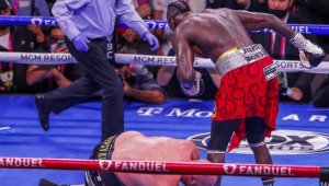 Уайлдър има "динамит в юмруците си", но защо не нокаутира Фюри?