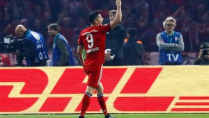 Левандовски има повече гаранции за успех в Байерн, отколкото в Реал