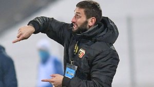 Бивш на Сарагоса гледа към Локо Пловдив