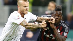 Балотели се връща в Ливърпул