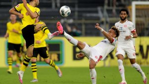 Вицешампион без чест: Борусия остави Майнц да се спаси насред Дортмунд
