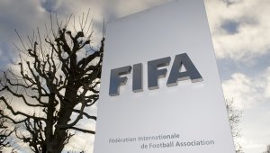 ФИФА с извънредно решение за футболистите в Русия и Украйна