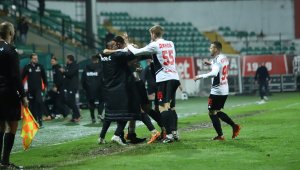 ЦСКА 1948 спъна Лудогорец заради честта си