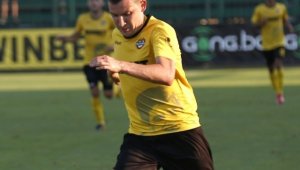 Ботев посече Левски за Неделев: Дайте 50 млн. и го имате