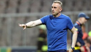 Ивайло Петев хитро не коментира съдията от скандалната победа над Черно море