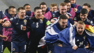 Бира, танци и луда радост за Шотландия в Белград