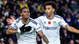 Лийдс обърна Черешките с 4:3 в драма, късен екшън и в другите мачове